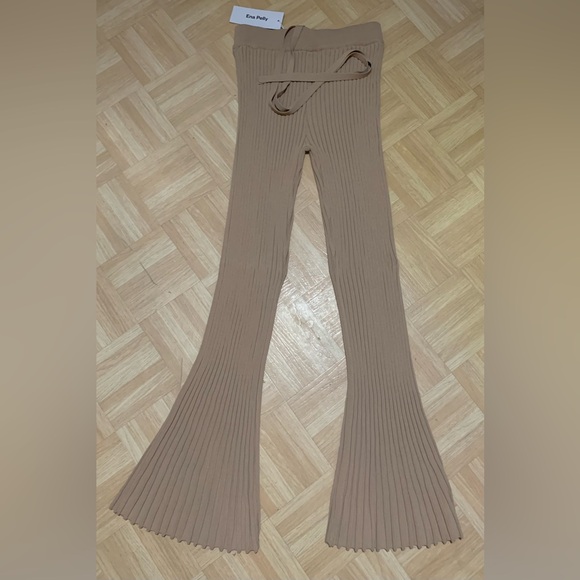 ⭐️NEW⭐️ENA PELLY -Macy Knit Pant In Beige -Size Medium •Retails $308USD - Picture 3 of 13